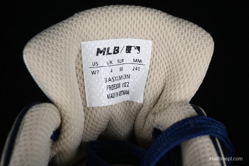 MLB Chunky Liner New York Yankees Lightweight Platform Sneakers with 6cm Height Increase - 3ASXLM13N43BGL