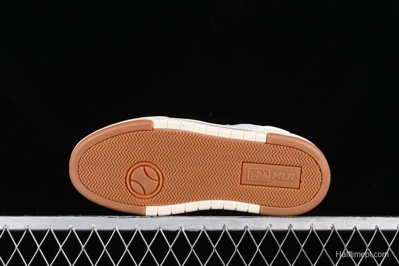 New York Yankees MLB Chunky Runner Basic Lace-Up Lightweight Casual Sneakers - 3ASXCBS4N50IVS