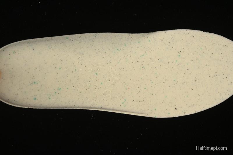 Asics Gel-Kayano 14 Running Shoes with Breathable Design and Professional Cushioning - 1201A019-200