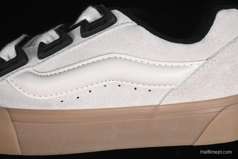 Vans Classics Knu Skool Retro Sneakers with Enlarged Toe and Thickened Tongue - VN000CZUVE1
