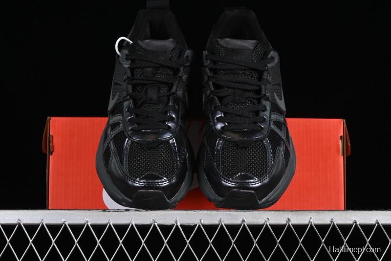 Nike Runtekk V2K Retro Low-Top Running Shoes with Cushlon Midsole and Anti-Slip Design - FD0736-001