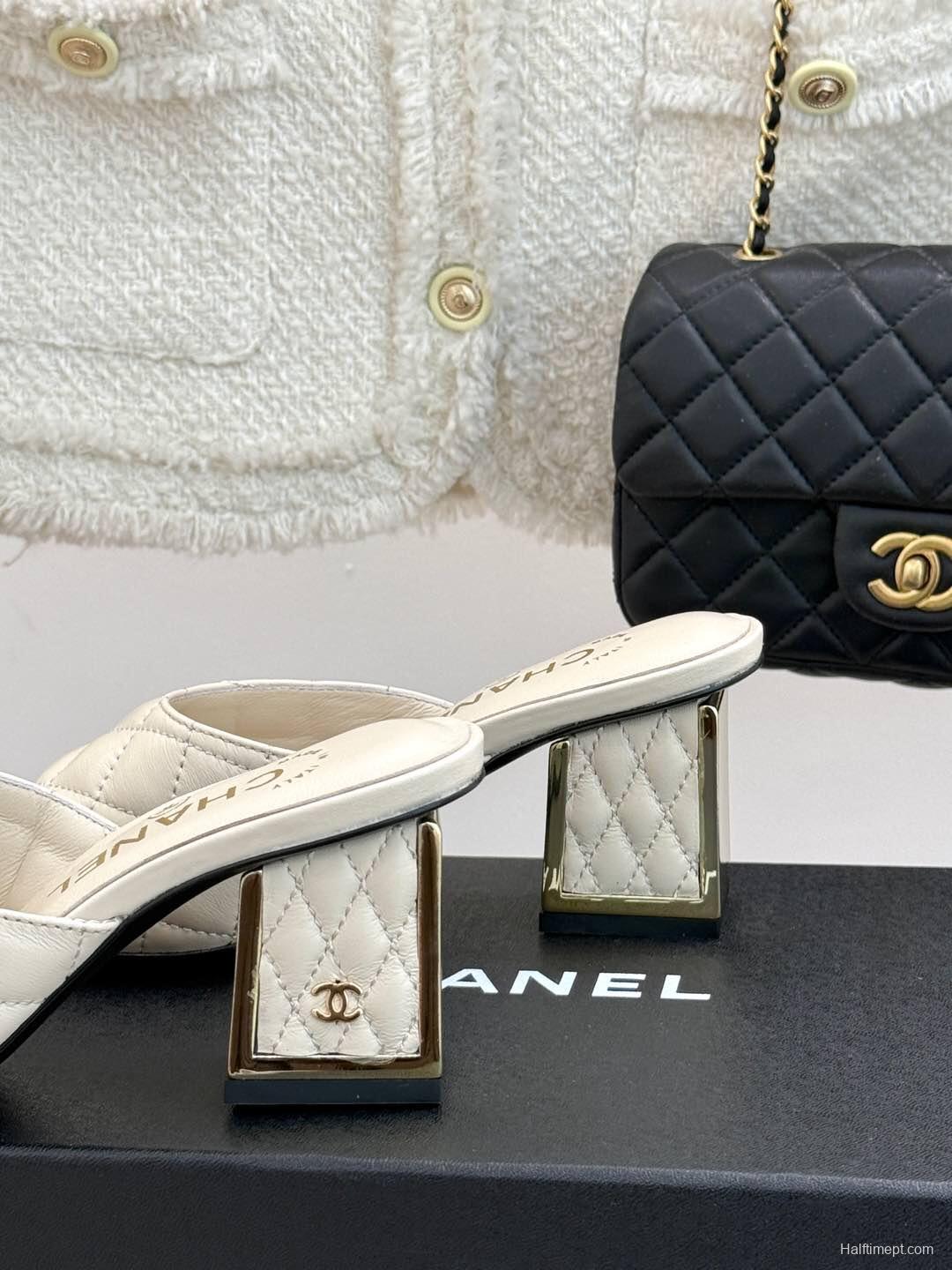 2025 Women Chanel White Lambskin High Heel Slippers Quilted KFY00260