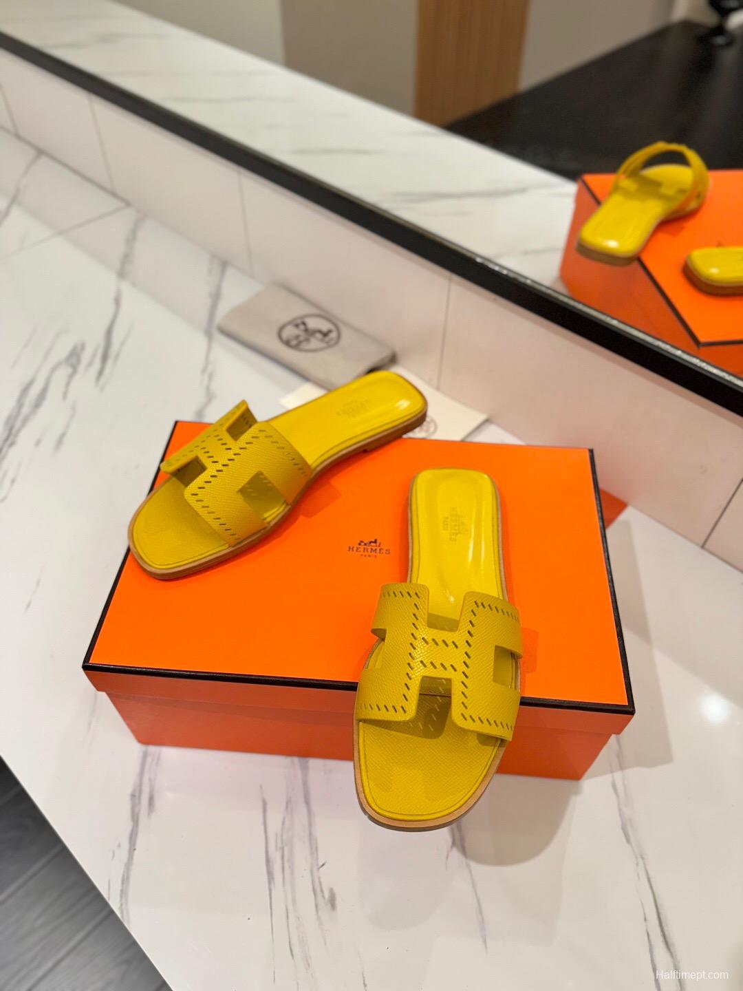 2025 Women Hermès Yellow Leather Slippers