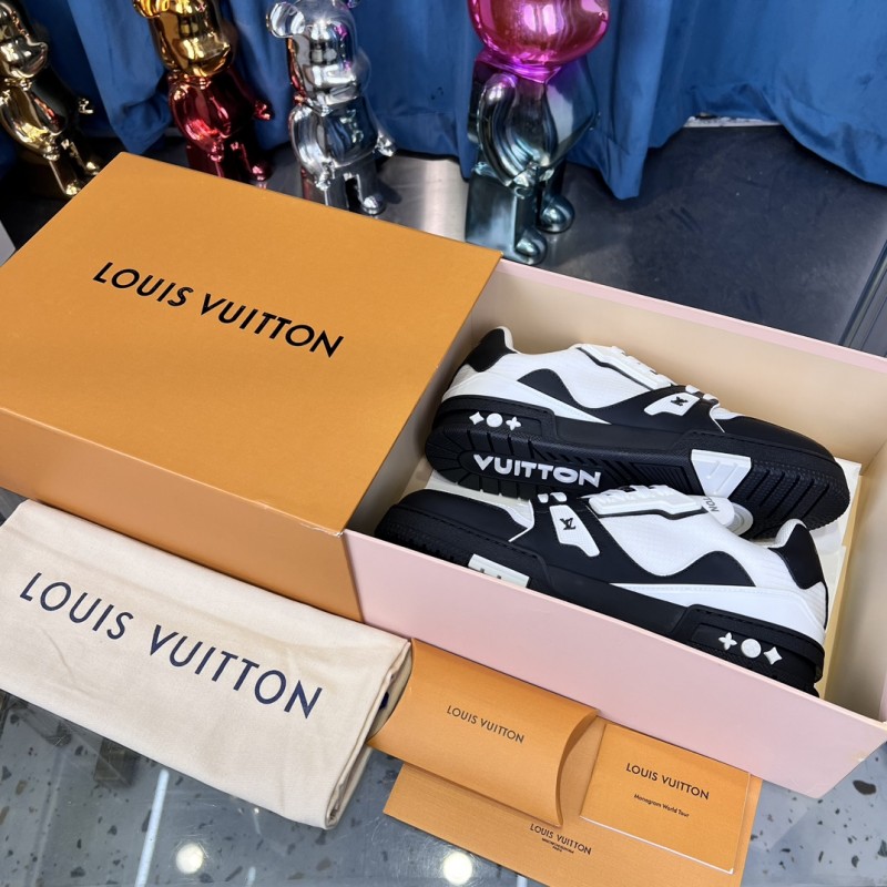 2025 Unisex Louis Vuitton White Black Leather Sneakers