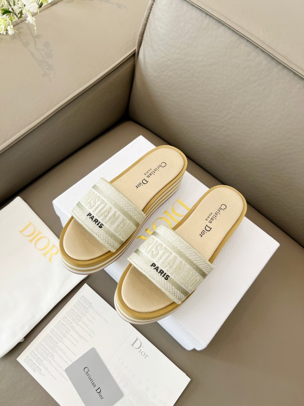 2025 Women Dior White Beige Canvas Platform Slippers