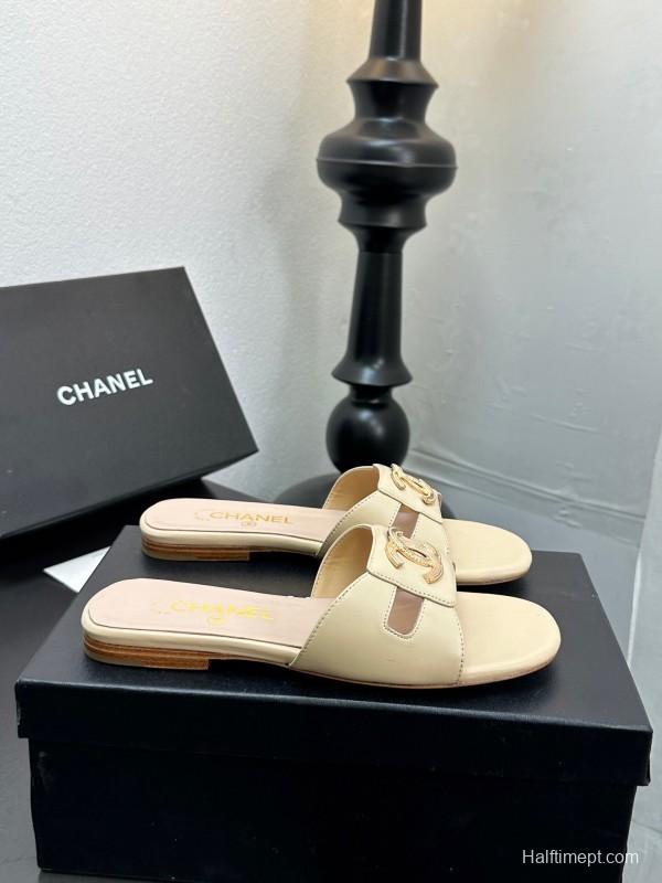 2025 Slippers Chanel Beige Leather Slippers