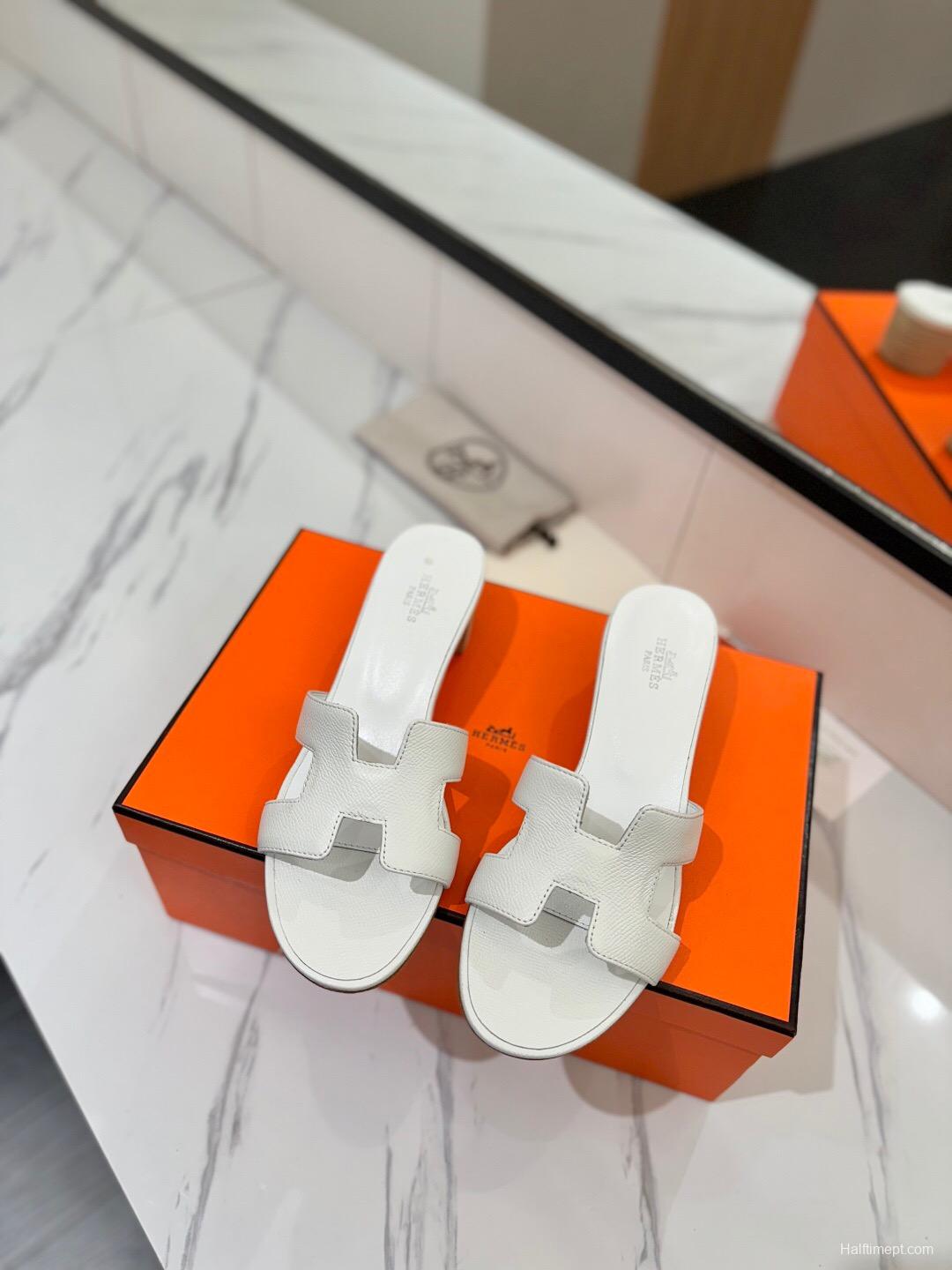 2025 Women Hermès White Leather Sandals