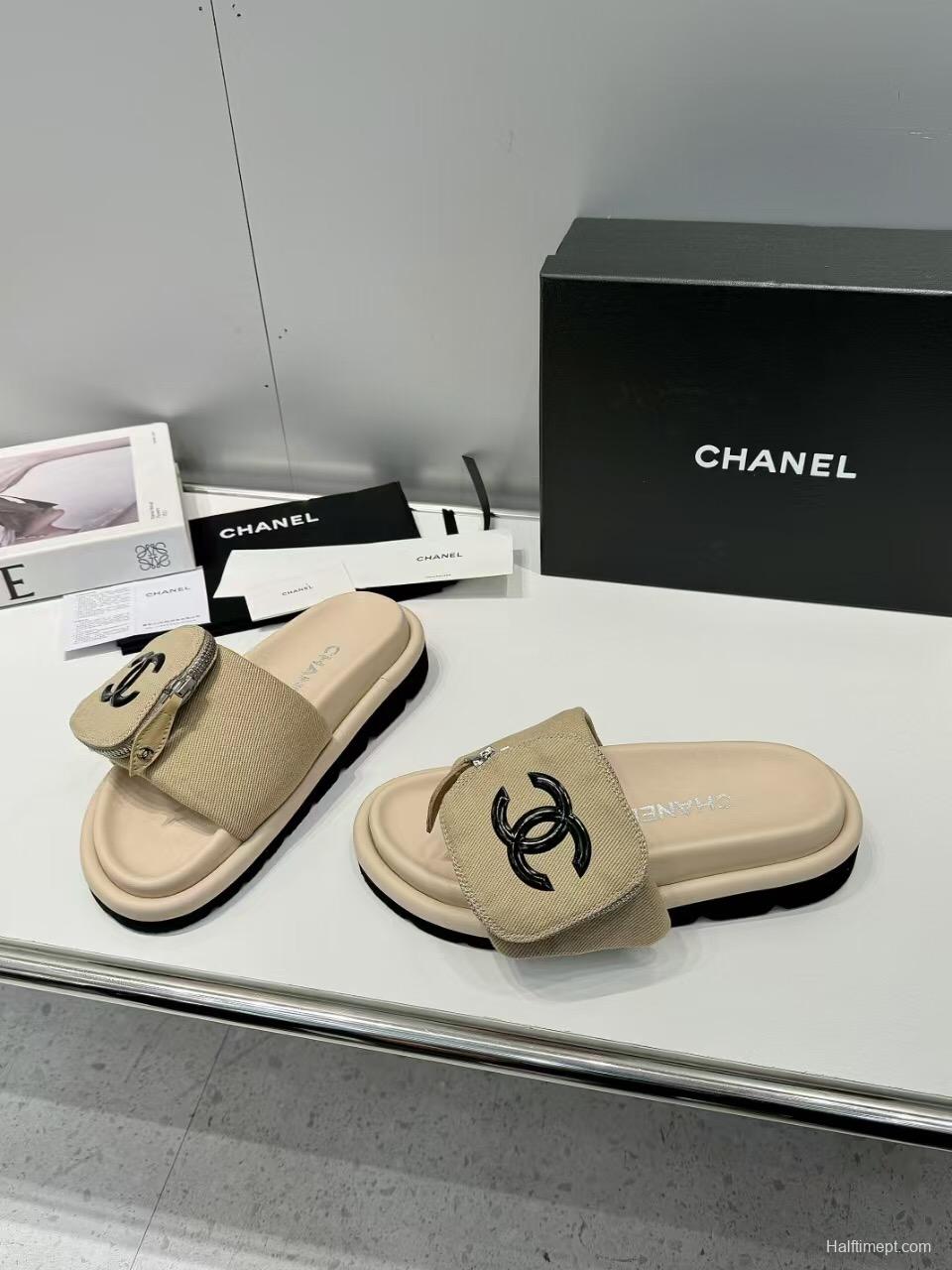2025 Slippers Chanel Beige Canvas Slippers
