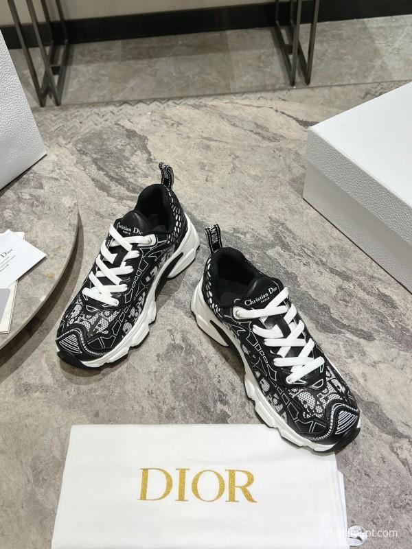 2025 Women Dior Black White Textile Casual Sneakers KFY00370