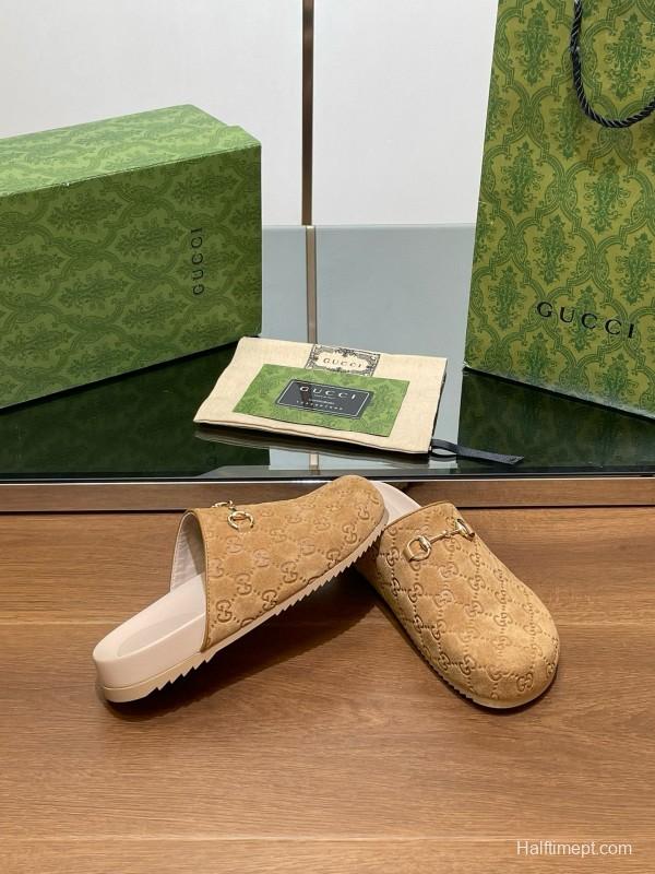 2024 Slippers Gucci Beige Suede Slippers MJ00280