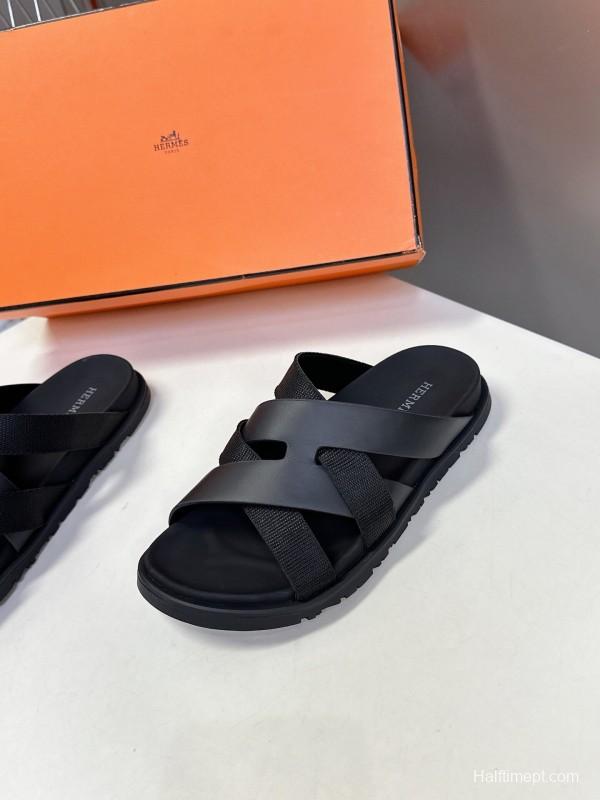 2025 Slippers Hermès Black Leather Slippers