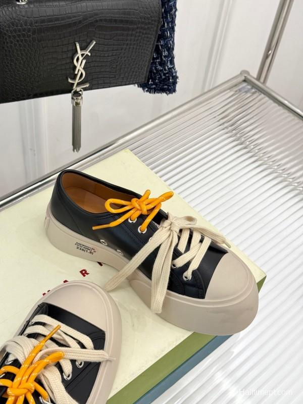 2025 Women Marni Black Leather Platform Sneakers With Contrast Laces LY00360(F)