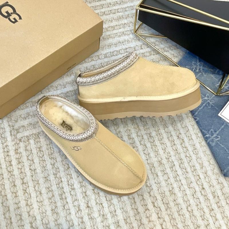 2024 Women UGG Beige Suede Platform Slip-On MJ00230