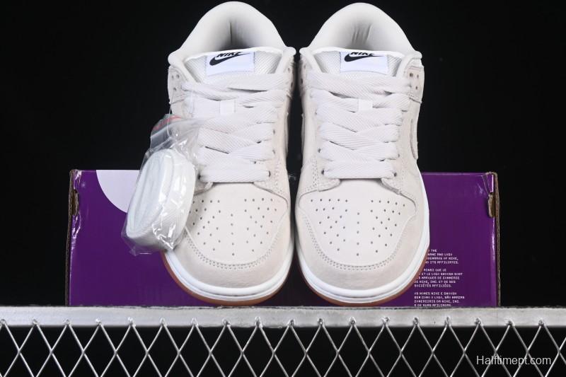 Nike SB Dunk Low Pro B Skate Shoes in Pale Ivory - HJ0367-100