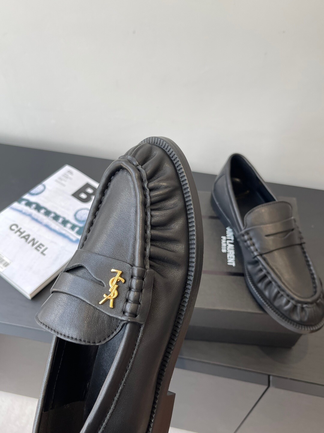 Saint Laurent Classic Loafer Mule Flats - KFY00350