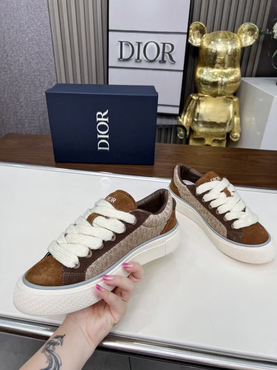 Dior B33 Sneakers Classic Tennis Shoe Reinvention - AS00290