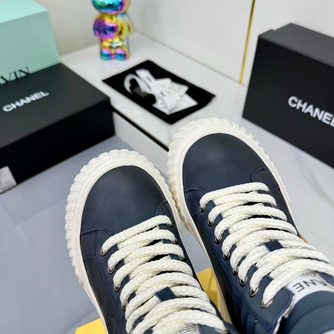 Chanel 2025 SS Short Boots Essential Fall Winter Heavy Duty Style - LY00400