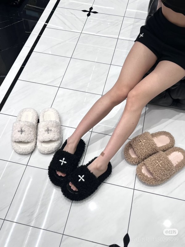 SMFK 2025/SS Fur Mule Sandals Latest Popular Cross Pattern - KFY00230
