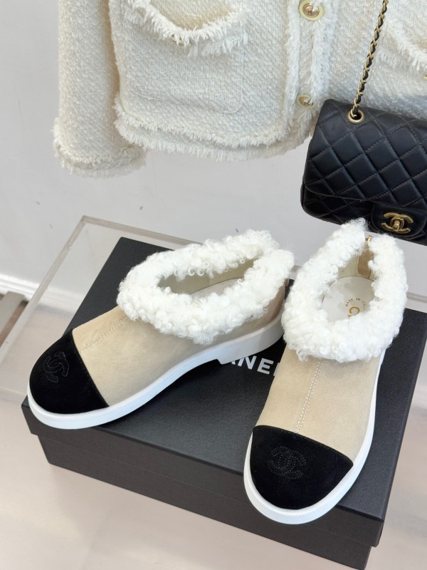 Chanel 2025/SS Double C Color-Block Shearling Snow Boots - KFY00270