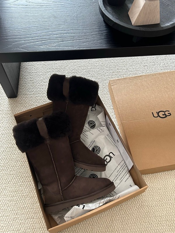 UGG High Boot Snow Boots with Fur Collar - AS00370