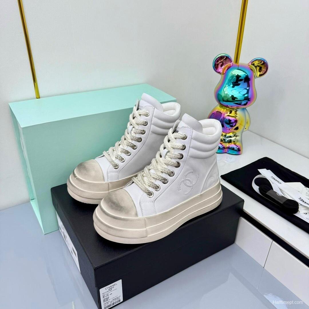 Chanel 2025 SS Short Boots Essential Autumn Winter Heavy Duty Style - LY00400