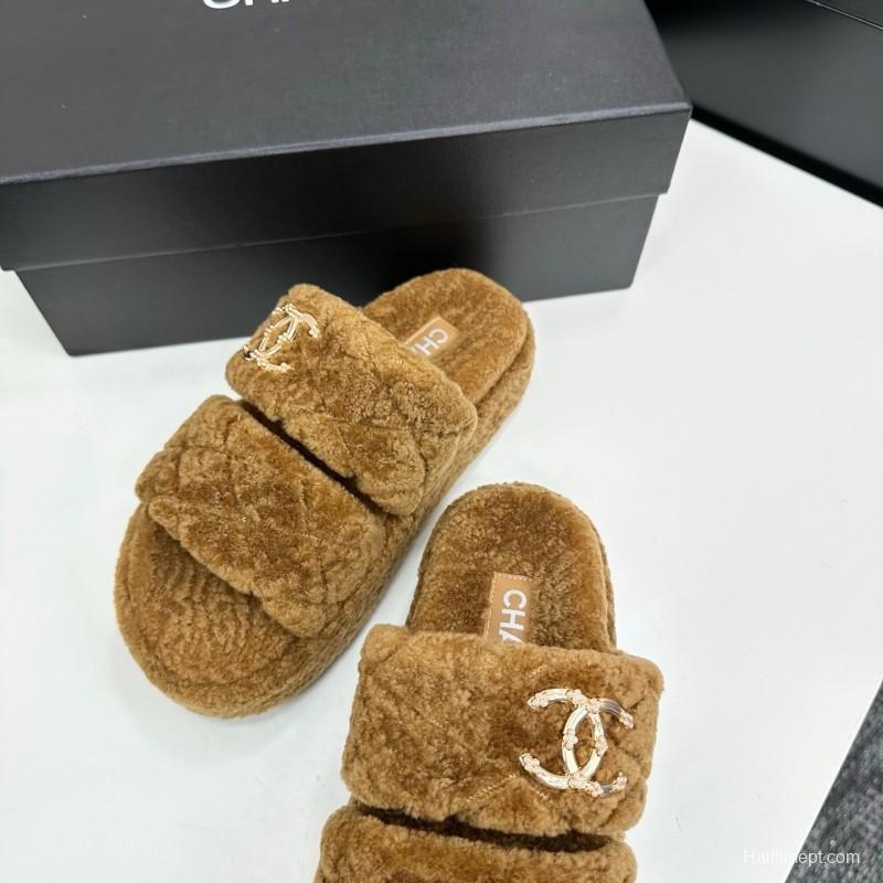 Chanel 2025 SS New Autumn Winter Lazy Sheep Genuine Wool Lazy Slippers Chanel Quilted Thick Sole Fur Slides - LY00300