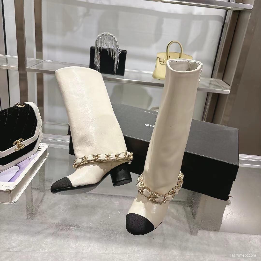 Chanel 2025/SS Runway Turn-Cuff Large Chain Chunky Heel Boots - LY00510