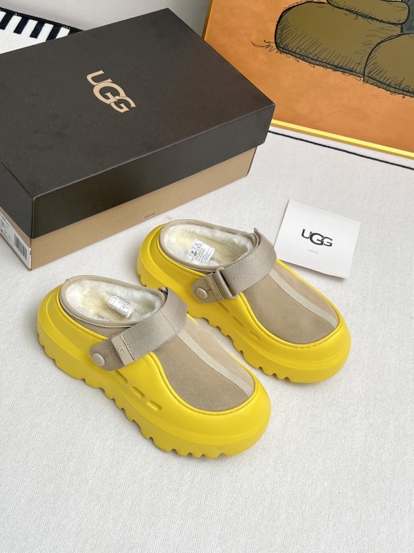 UGG Small Potato Half-Slip On Slip-On - MJ00
