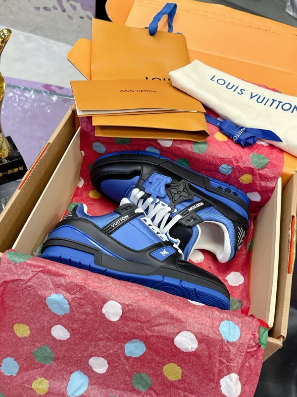 Louis Vuitton Trainer Series Couple Casual Sneakers Skate Shoes - AS00400