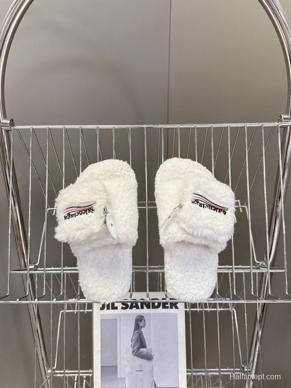 Balenciaga 2025 SS Couple Edition Coca-Cola Fur Slides - KFY00230