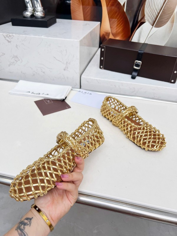 Alaia Handwoven Ballet Dance Shoes with Inner Height Increase - LY00280