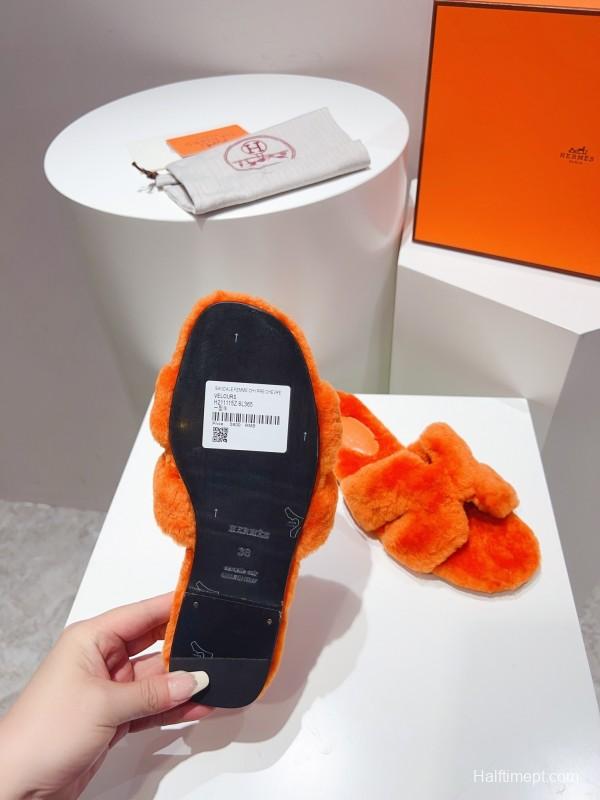 Hermès Teddy Wool H Slippers Flat Sole Fur Slides - LY00240