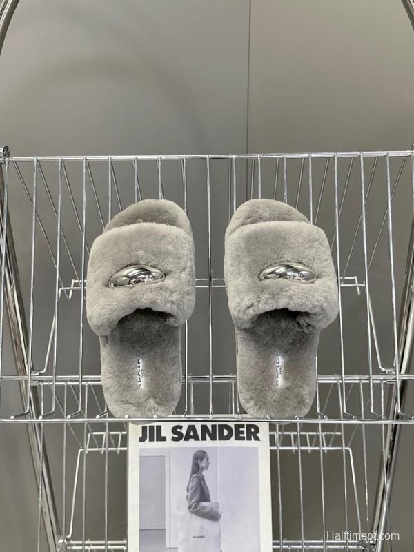 ALAÏA Fall/Winter 2025 Latest Fur Slippers - KFY00230