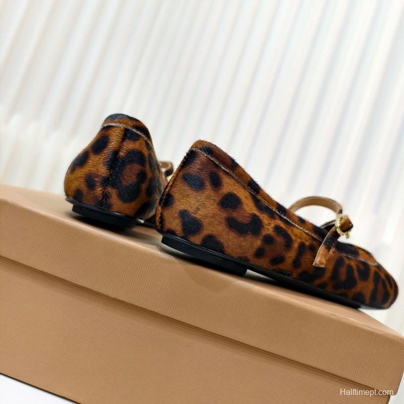 Gianvito Rossi Bohemian Style Flat Ballet Shoes 2025 SS