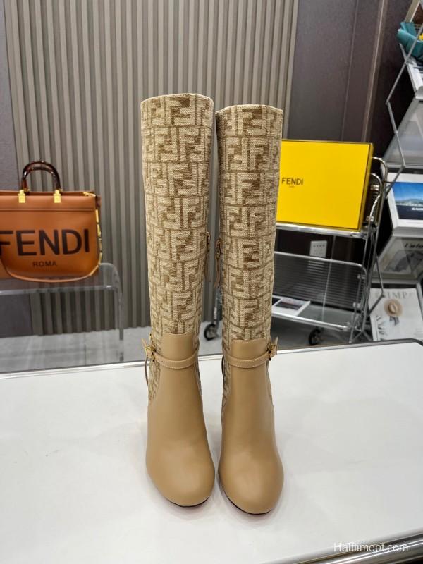 FENDI Delfina Round Toe Boots with FF Buckle - LY00