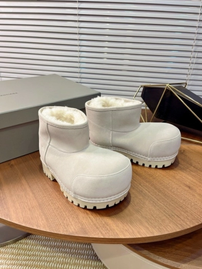 Balenciaga 2025 SS Oversized High-Heel Snow Boots - AS00500