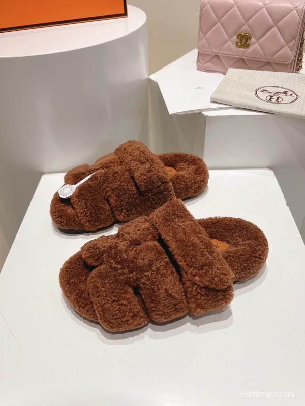 H Love Erjiu Full Wool Slippers with Wavy Fur Design - LY00270