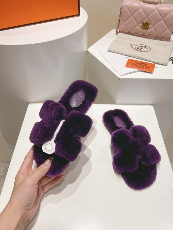 Hermès Autumn Winter Flat Fur Slippers - LY00240