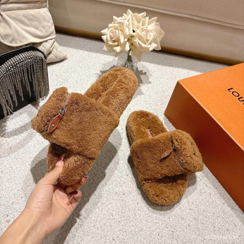 L Brand New Wool Slippers Comfortable Lazy Home Shoes - LY00260