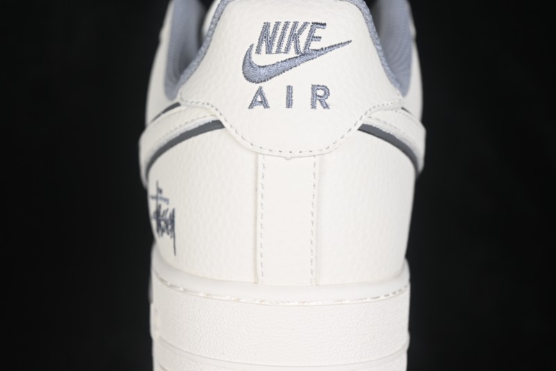 Nike Air Force 1 '07 Low Basketball Shoes with Full-Length Air Cushion - MM3399-828