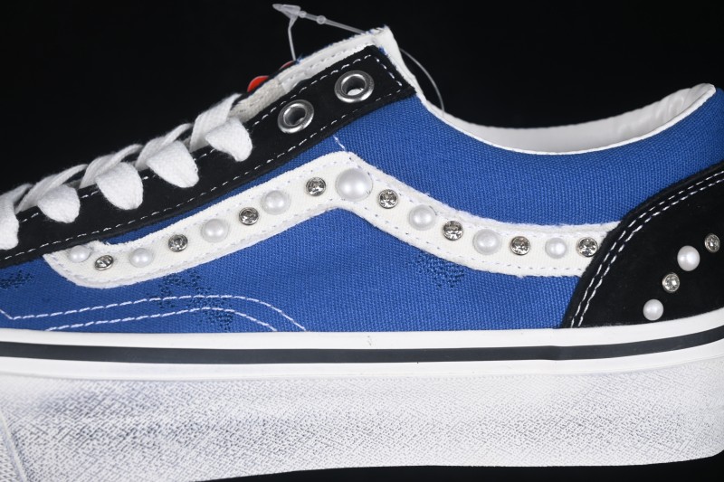 Vans Old Skool Low Top Casual Skateboarding Shoes - VN000E8VYA6