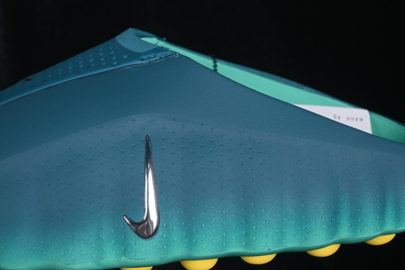 Nike Mind 001 Neuroscience Foot Massage Slippers with Breathable Perforated Fabric and 22 Independent Foam Nodes - HQ4307-301