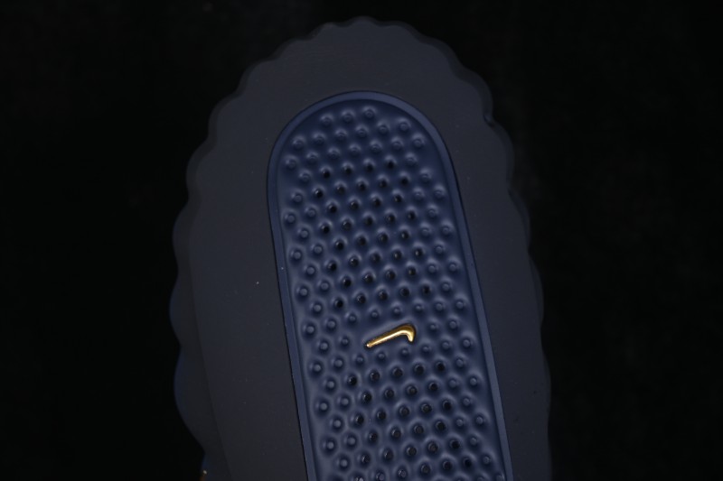 Nike Mind 001 Neuroscience Foot Massage Slippers with Breathable Mesh and 22 Pressure Nodes - HQ4307-400
