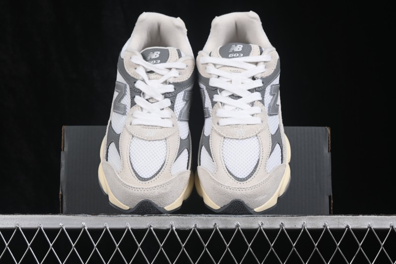 New Balance 603 Series Retro Casual Running Shoes with Breathable Mesh Upper - M6031CK