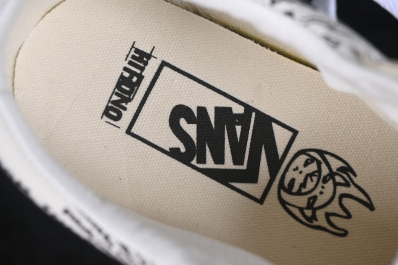 Vans Old Skool Low-Top Casual Skateboarding Shoes - VN00056239