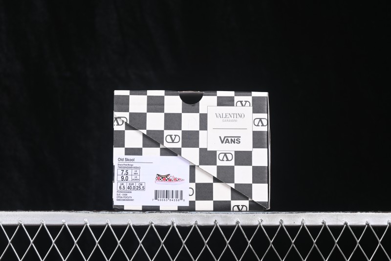 Vans Old Skool Low Top Casual Skateboarding Shoes - 7W0S0ND8WHXBAG