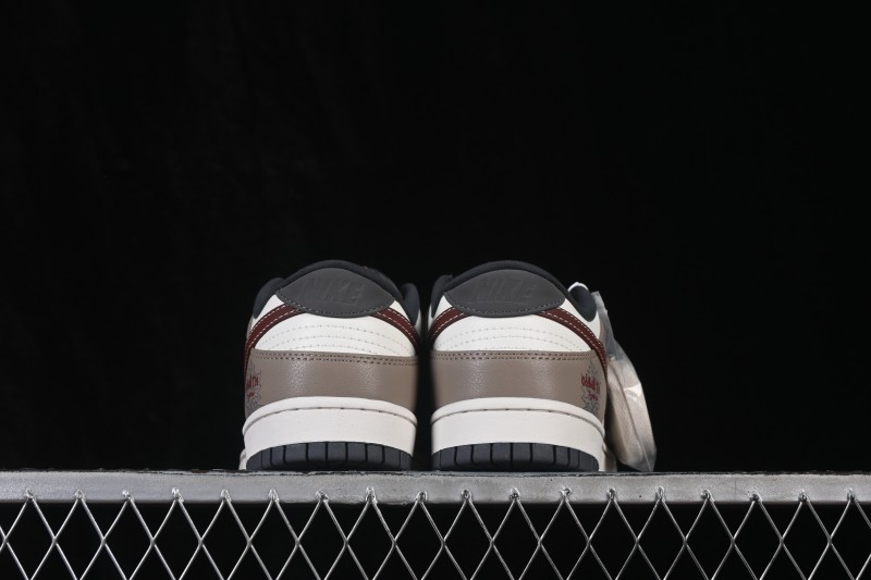 Nike SB Dunk Low Skateboarding Shoes with Cushioned Collar - IM6670-202