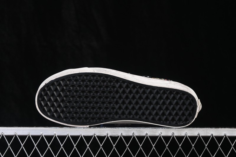 Vans Premium Old Skool 36 Distressed Vintage Skate Sneakers with Logo Accent - VN000D9RERG