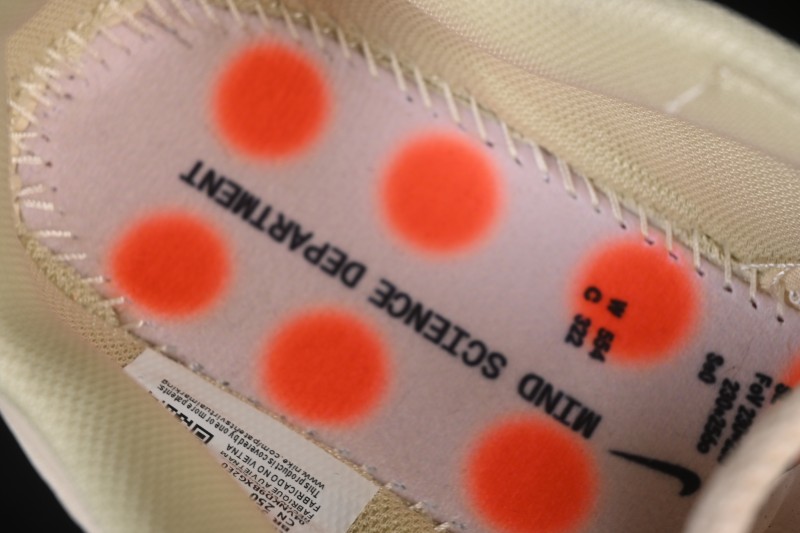 Nike Mind 002 Neuroscience Foot Massage Shoes with 22 Independent Foam Nodes - HQ4308-200