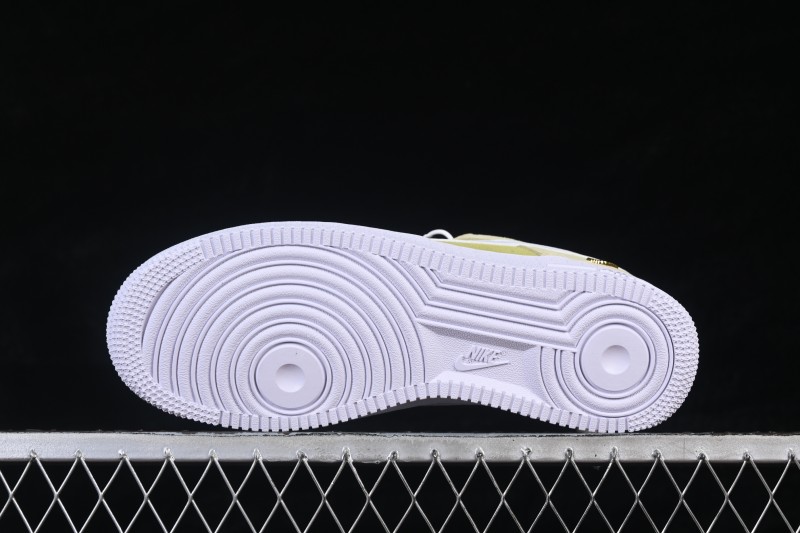 Nike Air Force 1 '07 Low Sneakers with Classic Cushioning - IQ9964-300